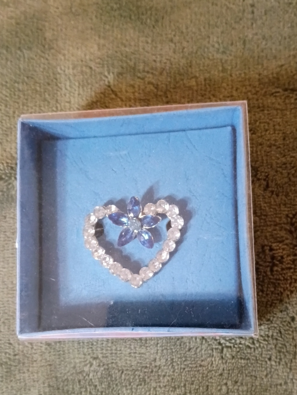 Sparkling Heart Brooch with Blue Flower Center